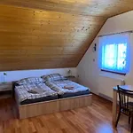 V Hatích Prázdninový dům *